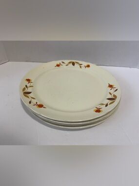 Vintage Hall China dinner plates set of 4